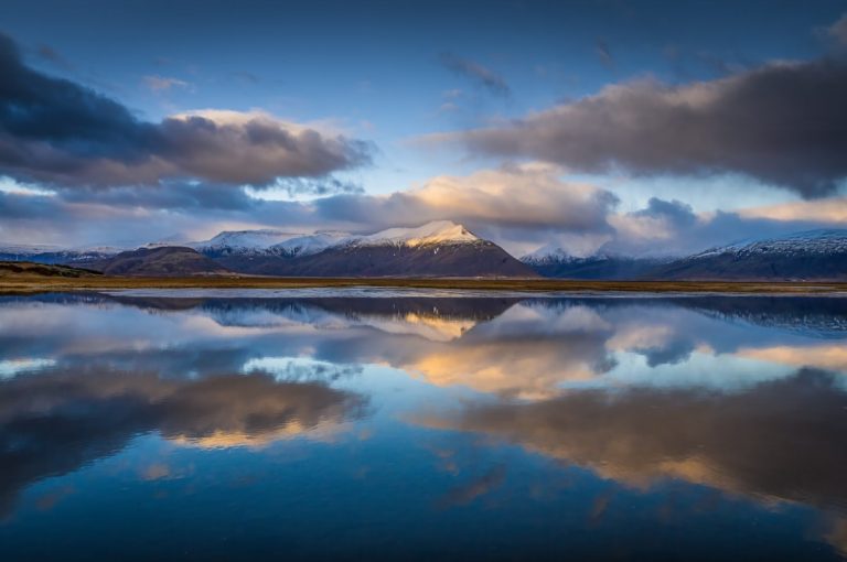 Unleashing Your Wanderlust: The Art of Travel Blogging